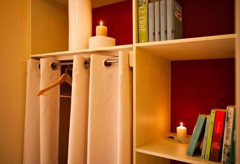 이코노미 룸, Cernia Isola Botanica