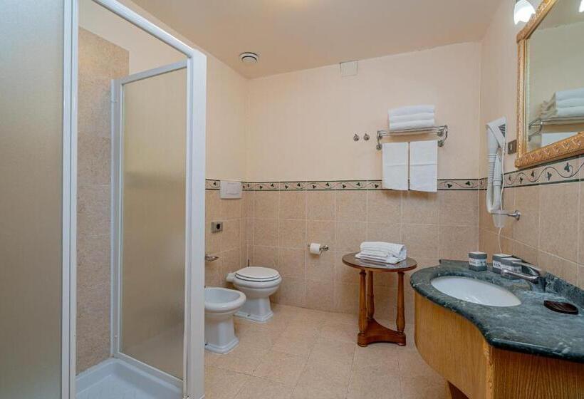 חדר סטנדרט לארבעה, Club Esse Palmasera