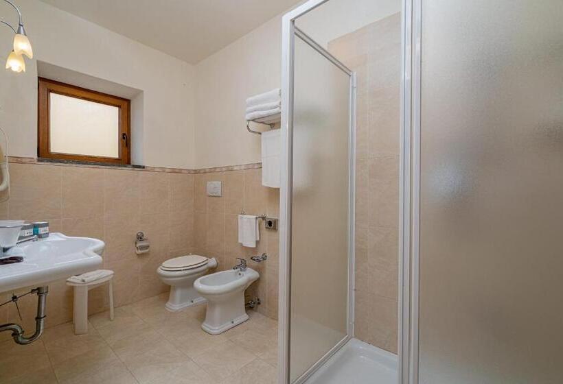 חדר סטנדרט לשלושה, Club Esse Palmasera