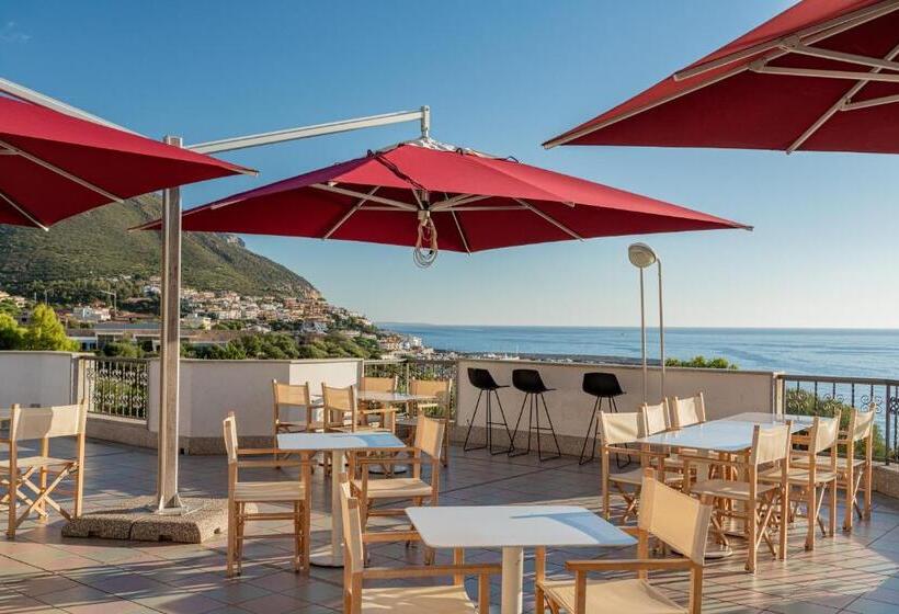 חדר סטנדרט לארבעה, Club Esse Palmasera