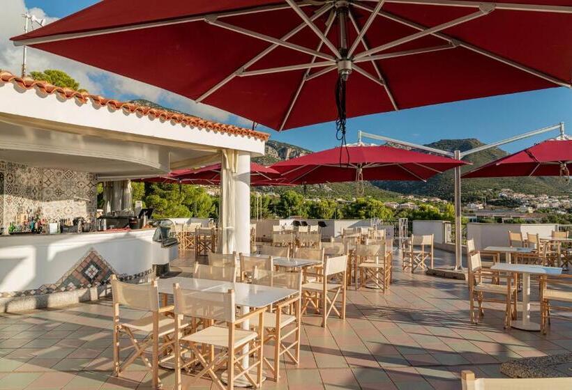 חדר סטנדרט לארבעה, Club Esse Palmasera