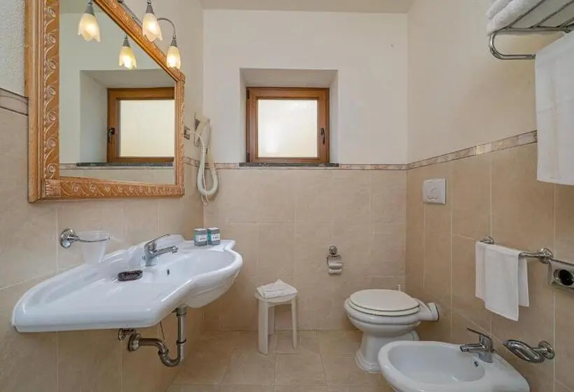 اتاق استاندارد سه نفره, Club Esse Palmasera