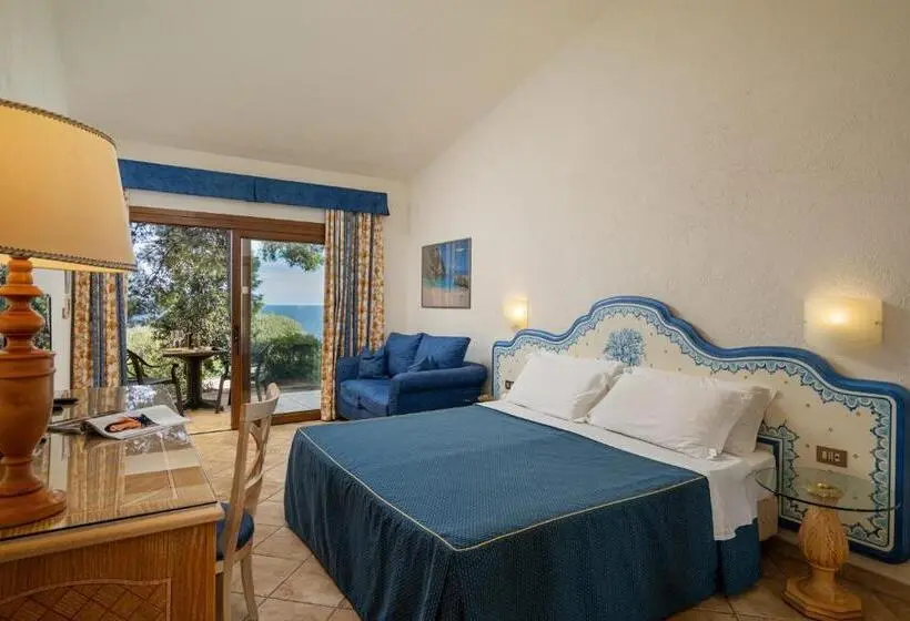 اتاق استاندارد سه نفره, Club Esse Palmasera