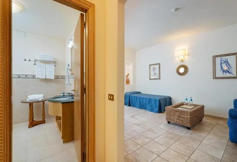 اتاق استاندارد چهار تخته, Club Esse Palmasera