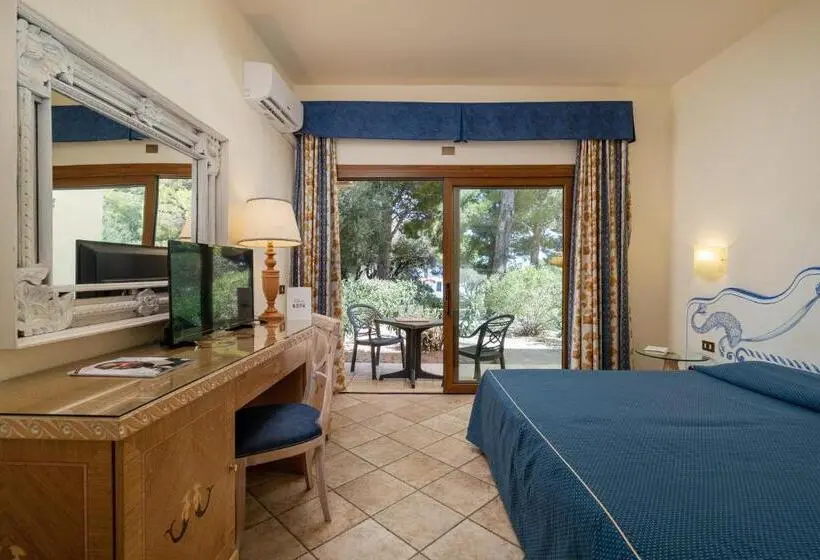 اتاق استاندارد چهار تخته, Club Esse Palmasera