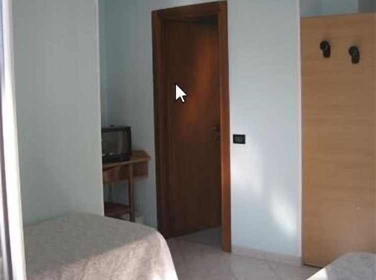 Номер Стандарт Трехместный, Corallo