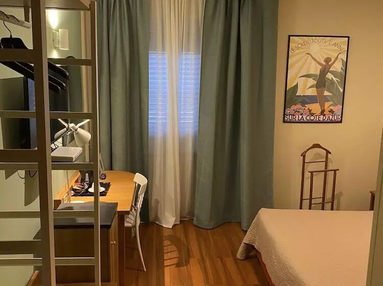 Chambre Standard, Europa