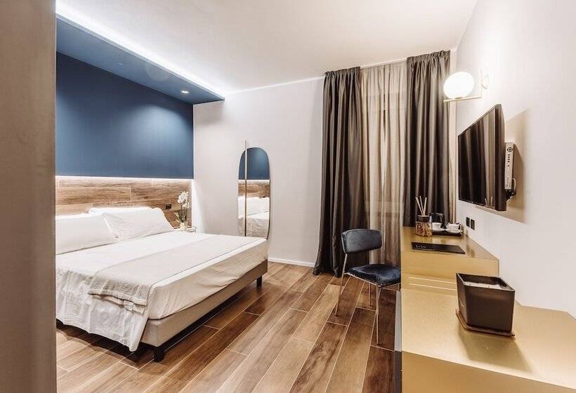 חדר דלוקס, Europa