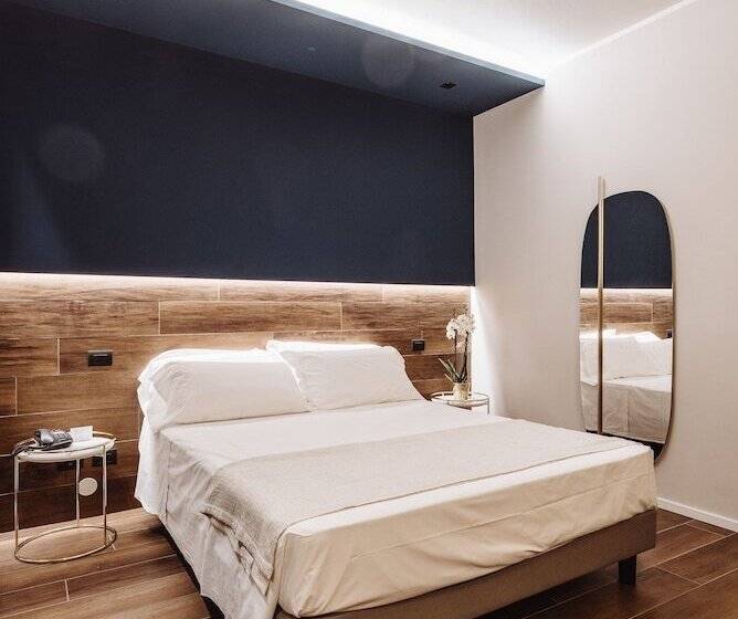 חדר דלוקס, Europa