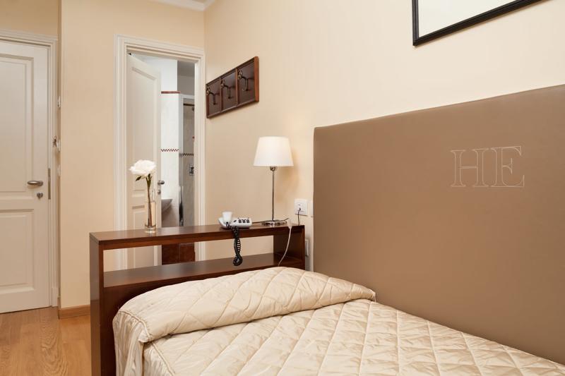 اتاق کلاسیک یک تخته, Executive