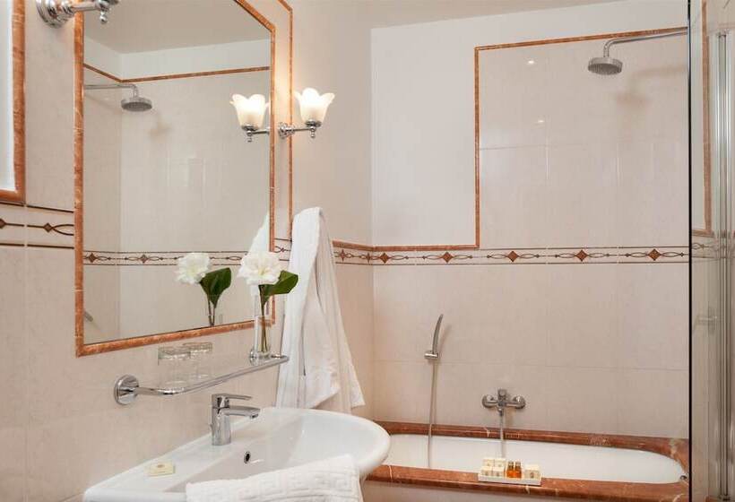 اتاق کلاسیک, Executive