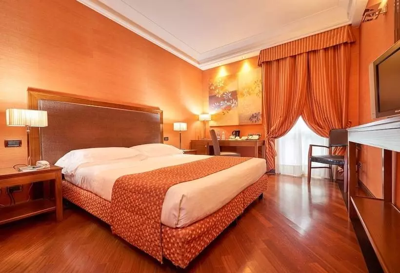 スーペリアトリプルルーム, Grand Hotel Adriatico