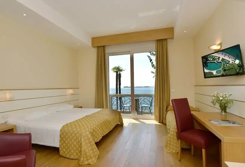 اتاق سوپریور سه تخته, Monte Baldo E Villa Acquarone