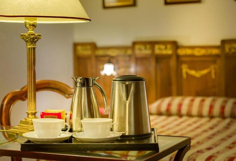 اتاق استاندارد سه نفره, Guest House Morandi