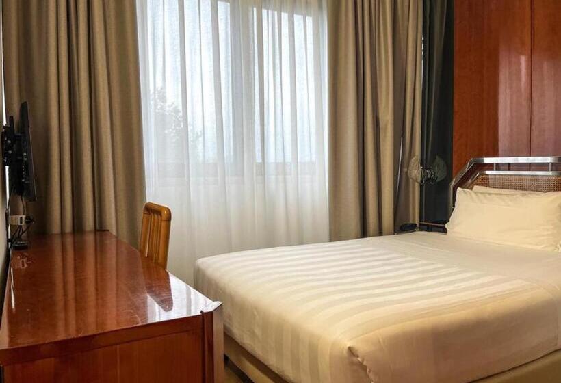 اتاق استاندارد یک نفره, Napoleon