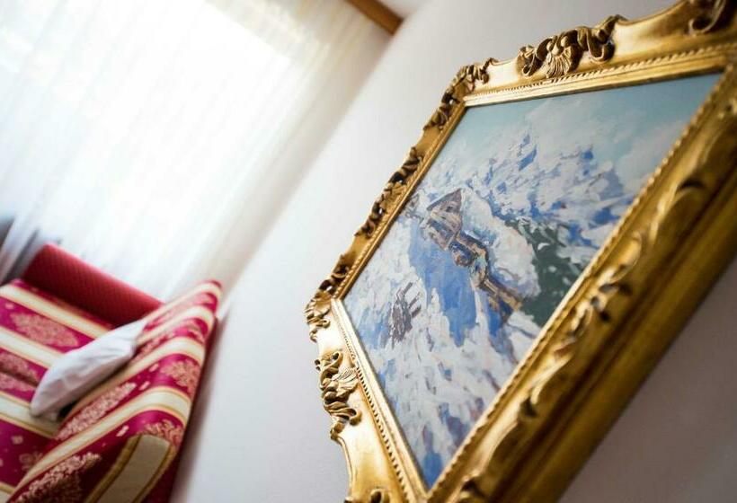 سوئیت کلاسیک, Paradies