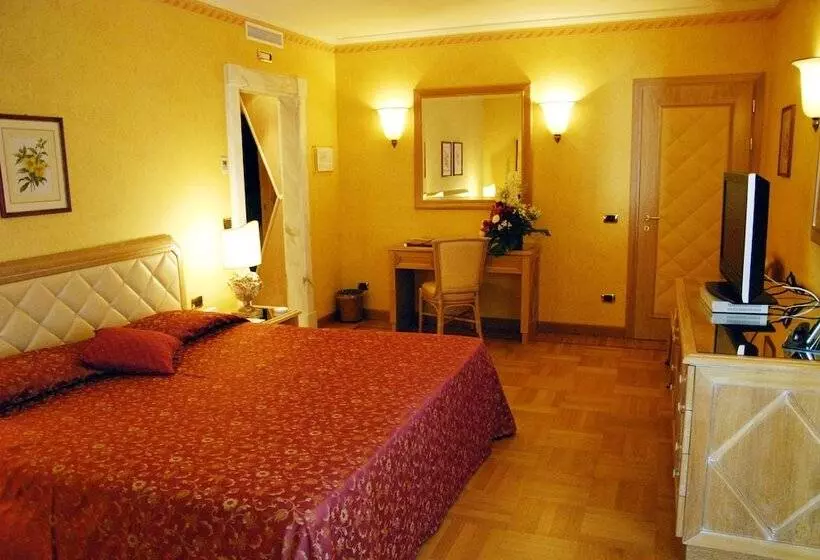 一ベッドルームエクゼクティブアパートメント, Park Hotel Villa Ariston