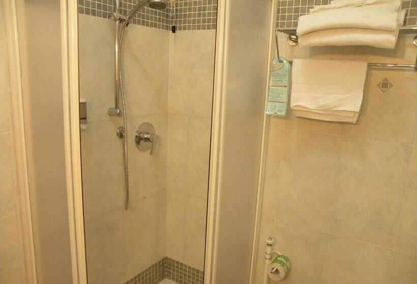 Triple Room Sea View, Parrini