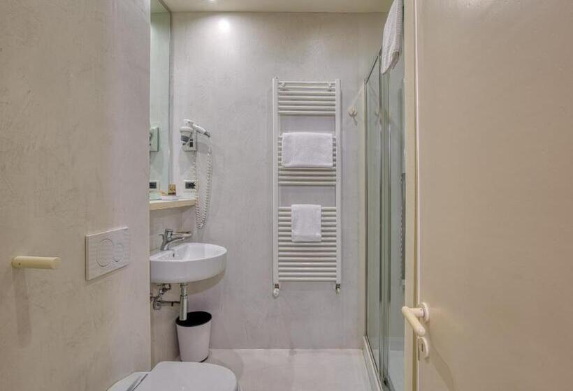 Номер Стандарт, Piroscafo