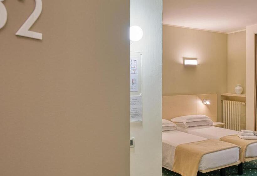 Номер Стандарт, Piroscafo