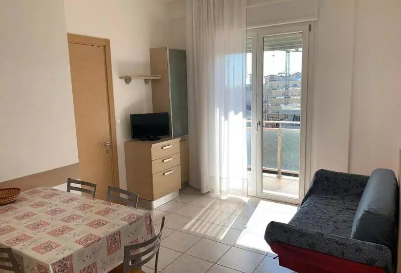 آپارتمان 2 خوابه, Residence Capinera