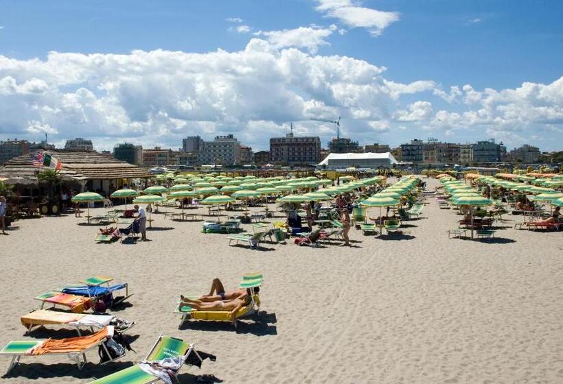 Апартаменты 2 Спальни Вид на Море, Residence Capinera