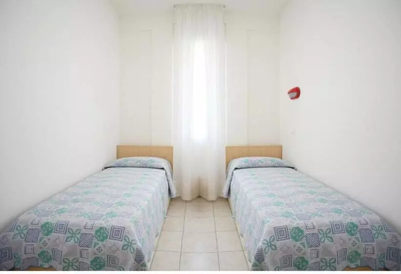 آپارتمان 2 خوابه با چشم‌انداز دریا, Residence Capinera