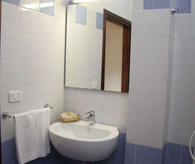 스탠다드 스튜디오, Residence I Due Pini