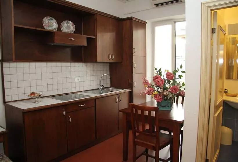 １ベッドルームアパートメント, Residence I Due Pini
