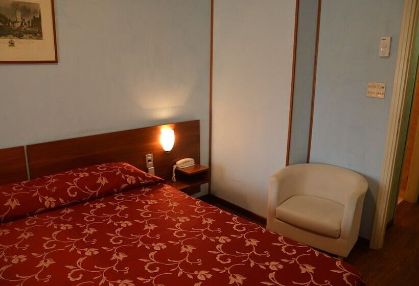 スタンダードルーム, Salieri