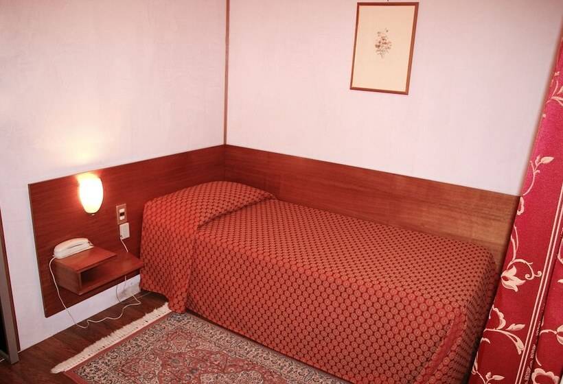 スタンダードシングルルーム, Salieri