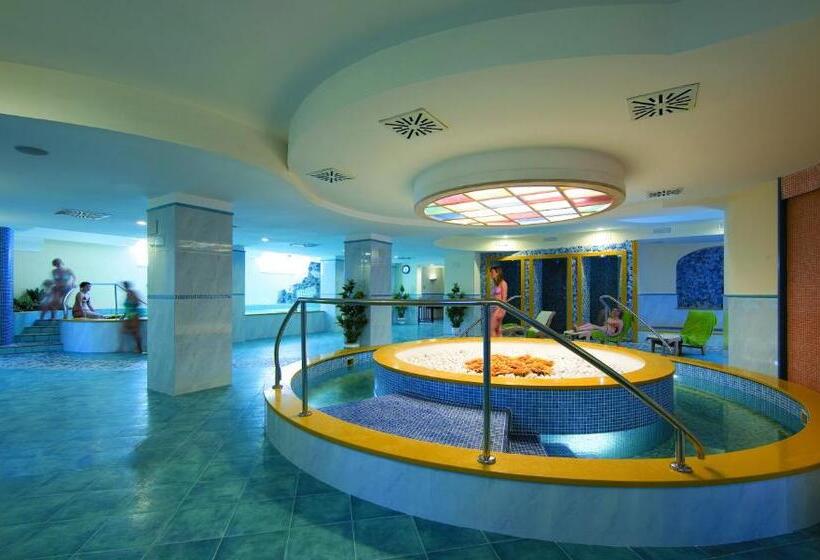 带阳台可观花园景的标准间, Terme Alexander