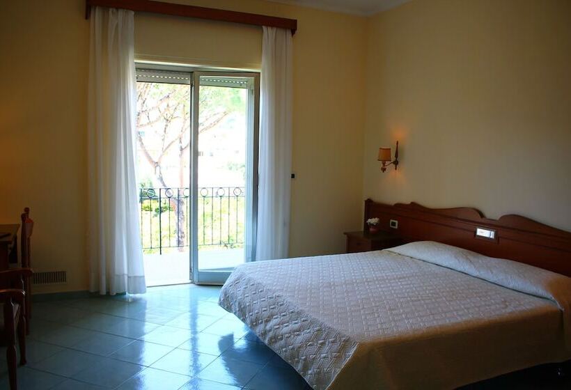 Quarto Estandar Vista Jardim, Terme Alexander