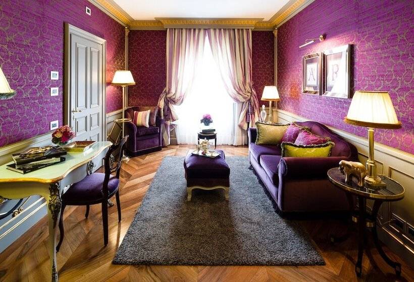 סוויטה, Villa Cora