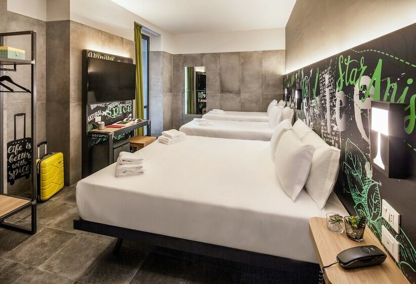 اتاق استاندارد چهار تخته, Spice Hotel Milano