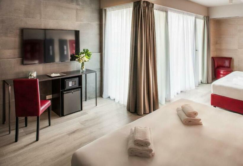 اتاق خانوادگی, Spice Hotel Milano