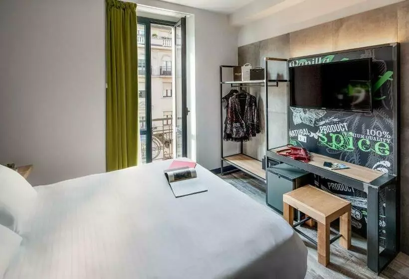 اتاق استاندارد با بالکن, Spice Hotel Milano