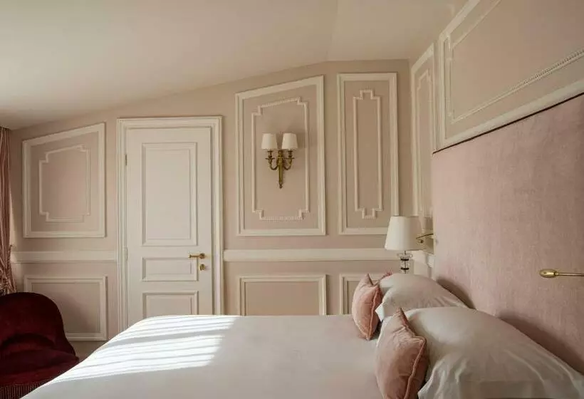اتاق لوکس, D’inghilterra Roma – Starhotels Collezione