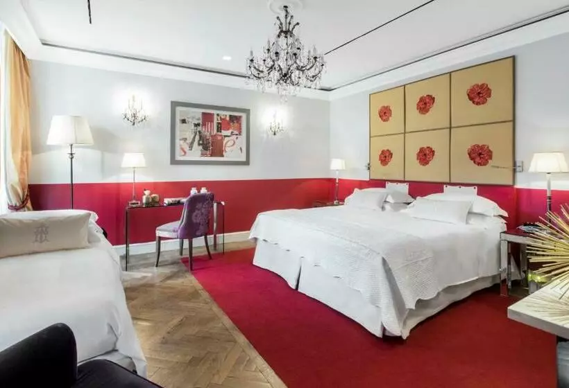 اتاق استاندارد سه نفره, D’inghilterra Roma – Starhotels Collezione