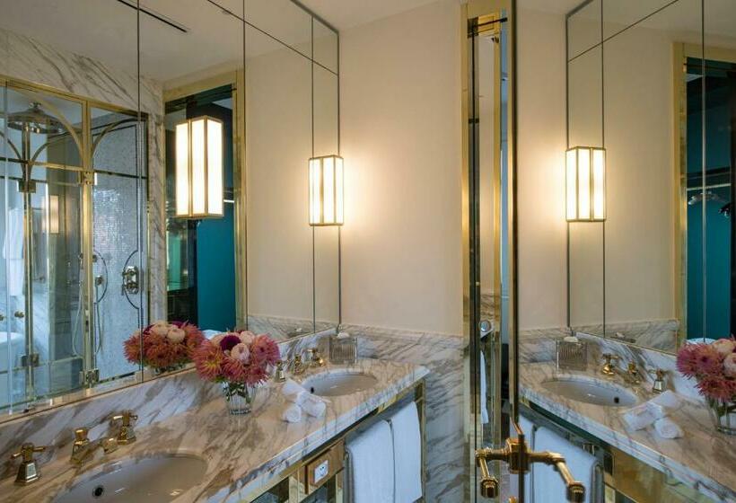 Suite Attico, D’inghilterra Roma – Starhotels Collezione