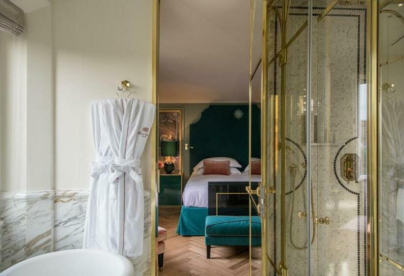 Suite Attico, D’inghilterra Roma – Starhotels Collezione