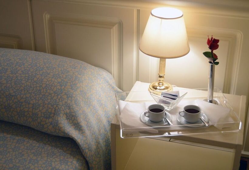 اتاق استاندارد, Ambasciatori Palace