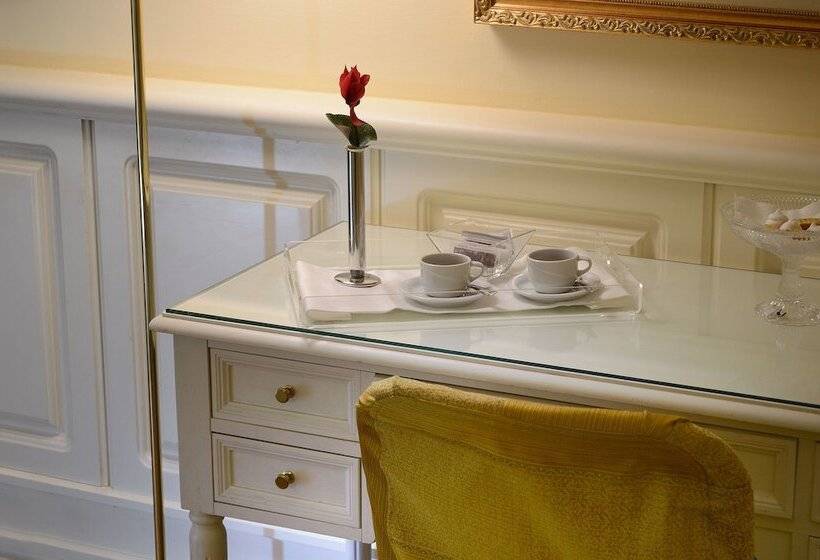 اتاق استاندارد, Ambasciatori Palace