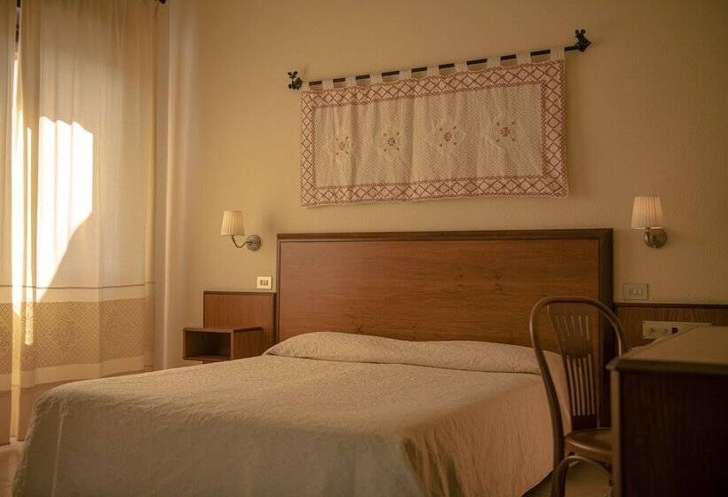 标准单人间, Califfo