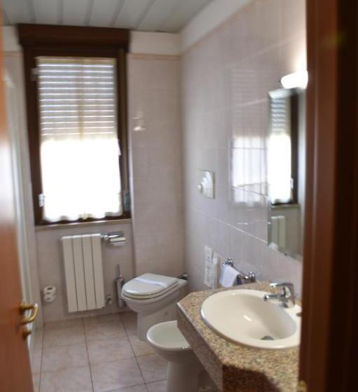 标准单人间, Califfo