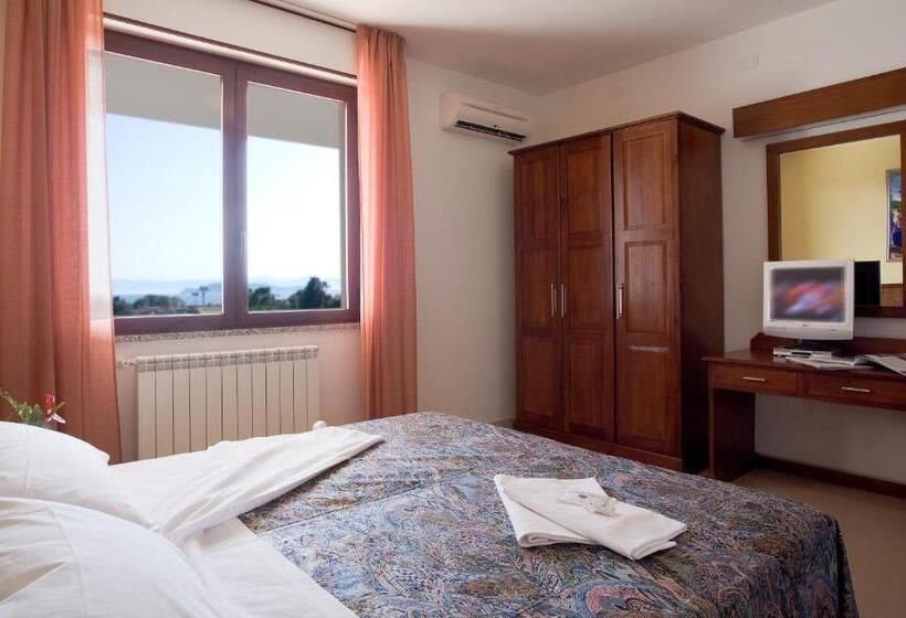 带1个卧室的公寓, Califfo