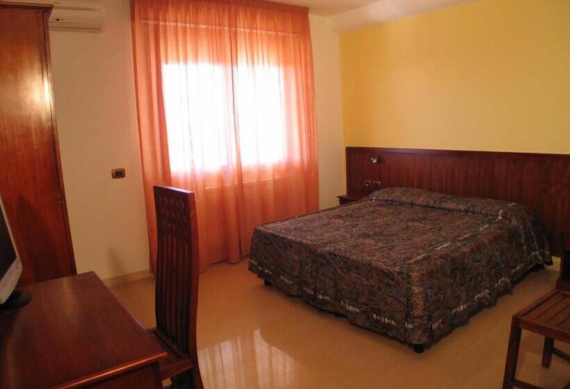 标准工作室, Califfo