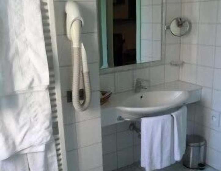 Habitación Estàndard Individual, Deco