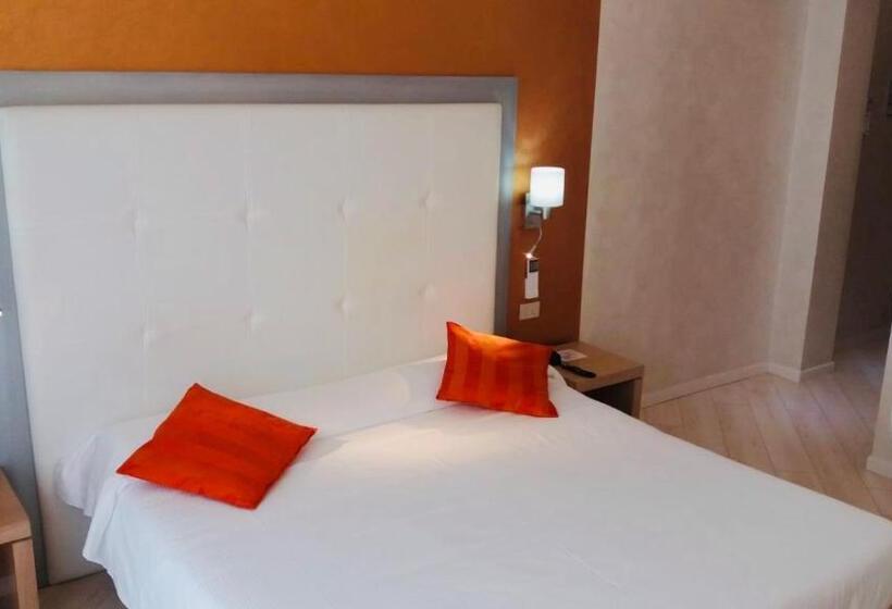 اتاق استاندارد, Europa