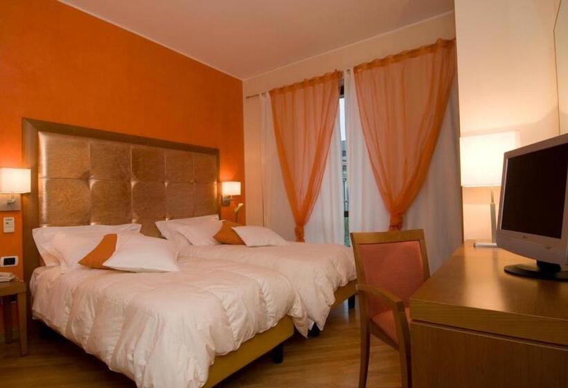 اتاق استاندارد, Europa